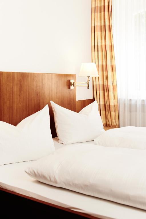 Hotel Burgmeier ดาคเอา ห้อง รูปภาพ